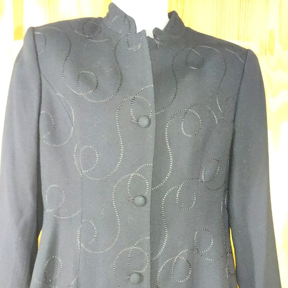 Bicci Black Blazer w/ Embroidered Accent Womens 14